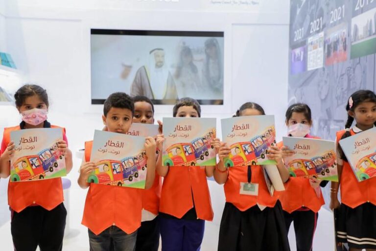 توزيع 65 ألف كتاب على مدارس الإمارات