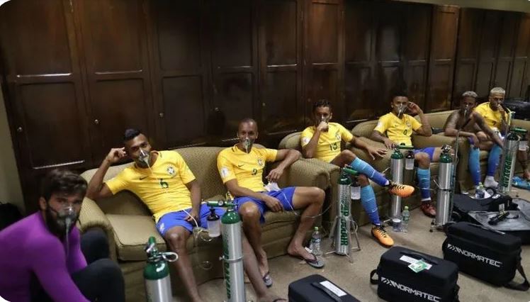 منتخب البرازيل في ملعب هيرناندو سيليس