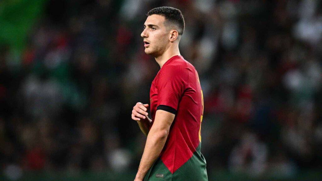 ديوجو دالوت لاعب منتخب البرتغال