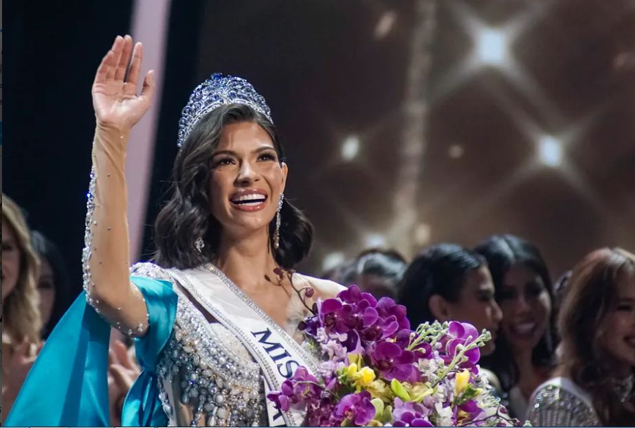 شينيس بالاسيوس ملكة جمال الكون 2023