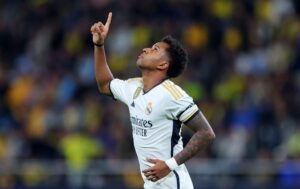 تشابي ألونسو ينهي الجدل حول مستقبل رودريجو مع ريال مدريد: "أعتمد عليه 100%" رودريجو