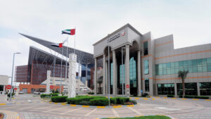 محكمة أبوظبي تلزم رجلًا برد 100 ألف درهم لامرأة أقرضته إياها وامتنع عن السداد محكمة أبوظبي