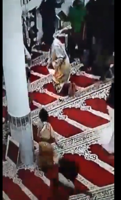 حريق في أحد مساجد اليمن