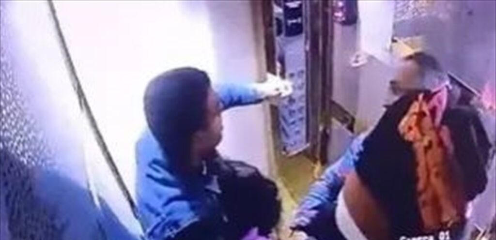 لحظة تخدير وخطف الفتيات داخل المصعد
