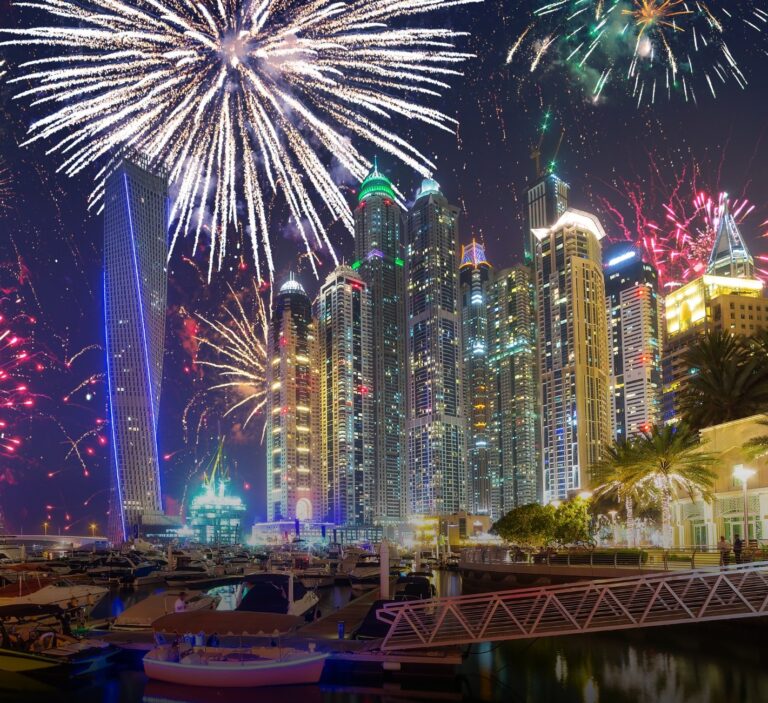 عروض الألعاب النارية في إمارة دبي