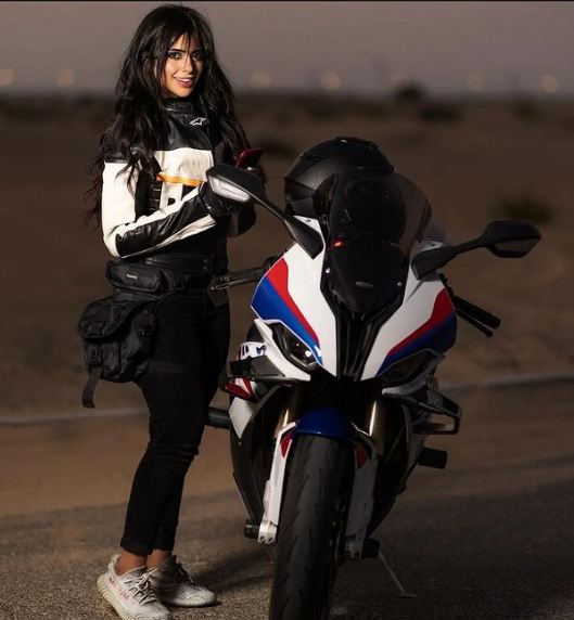 حمدة تريم مطر عمران الشامسي