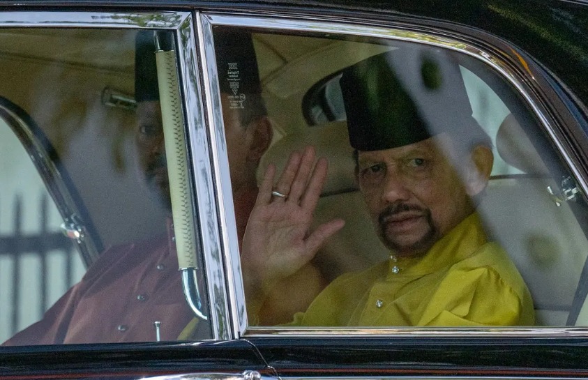 سلطان سلطنة بروناى