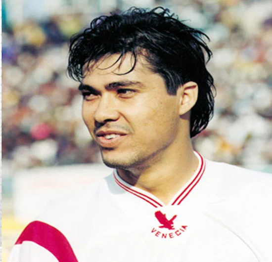 مرض أشرف قاسم لاعب الزمالك