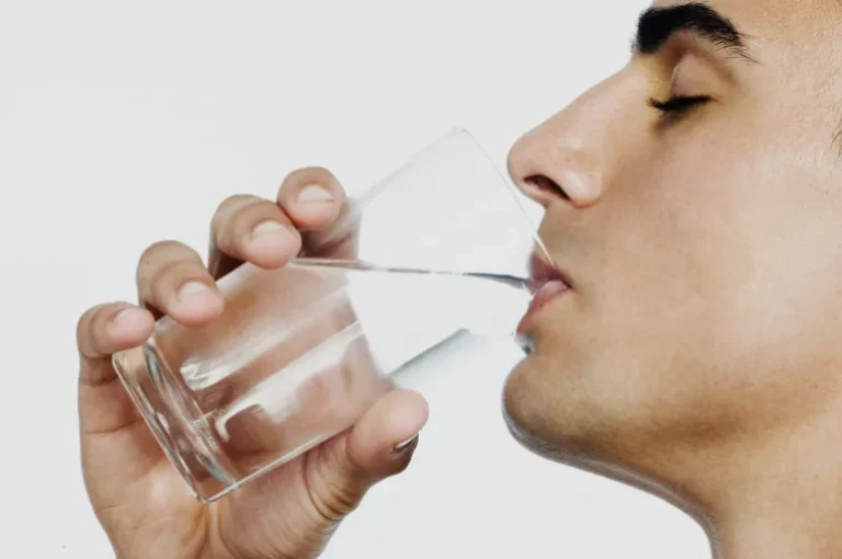 شرب الماء في رمضان