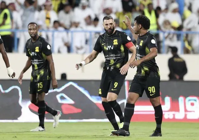 الاتحاد أمام نافباخور اليوم 3