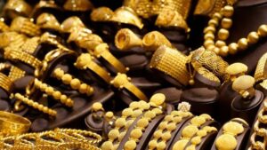 انخفاض أسعار الذهب في الإمارات ينشط الطلب على المشغولات والسبائك سعر الذهب