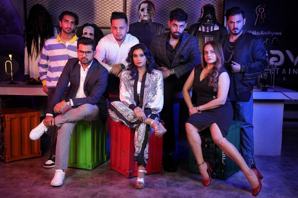 أبطال مسلسل سبيكتر بلاك أوت