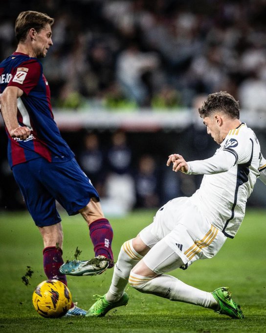 إصابة دي يونغ برشلونة