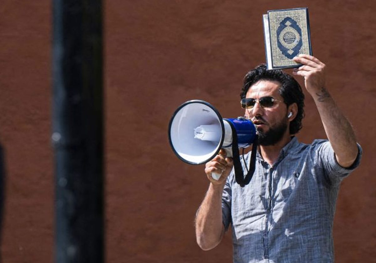 من هو سلوان موميكا