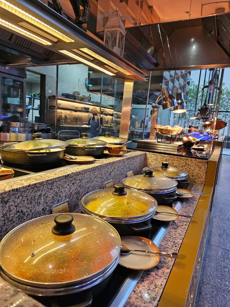 عروض مطعم أنيس في رمضان 2024