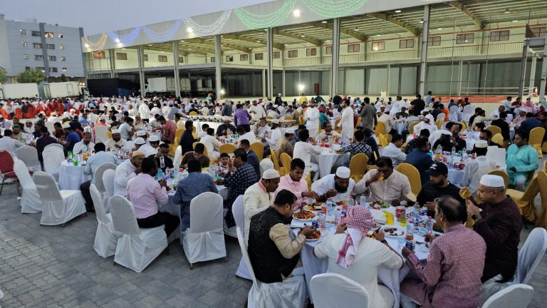 أكبر إفطار بالإمارات رمضان 2024