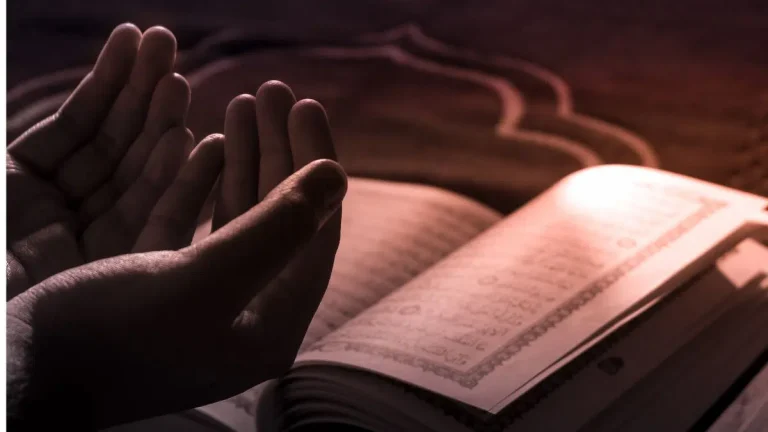دعاء ختم القرآن في أواخر شهر رمضان