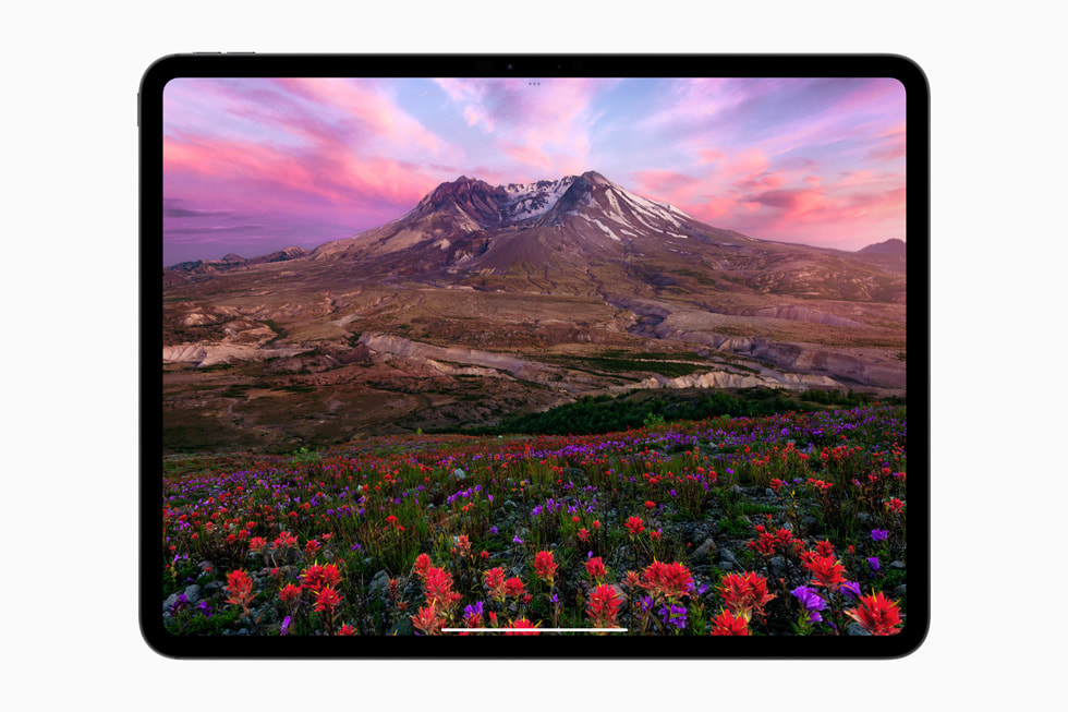 Apple iPad Pro Ultra Retina XDR with OLED 240507 big.jpg.large