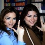 قصة فدوى مواهب والهوت شورت.. وسر ارتداء بناتها ملابس قصيرة مع تامر حسني ومدرب الملاكمة (فيديو وصور) فدوى مواهب قبل الحجاب