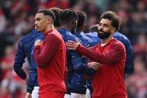 محمد صلاح مع أرنولد في ليفربول