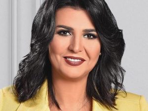 منى الشاذلي 