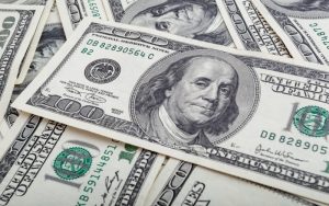 الانضباط المالي سر السعادة الحقيقي.. دراسة أسترالية تطيح بـ وهم الثراء سعر الدولار