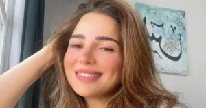 مي عز الدين: فقدان الأم جرح لا يندمل.. وياسمين عبد العزيز منحتني طوق النجاة مي عز الدين
