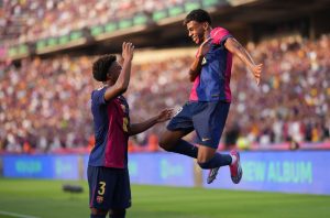 برشلونة بين جدول متوازن في الليجا وقميص جديد يحمل رقم "10" لنجمه الصاعد لامين يامال لامين يامال لاعب برشلونة