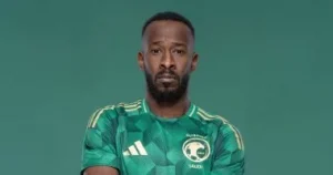 شائعة رحيل فهد المولد تشعل مواقع التواصل.. الحقيقة الكاملة وراء وضعه الصحي فهد المولد