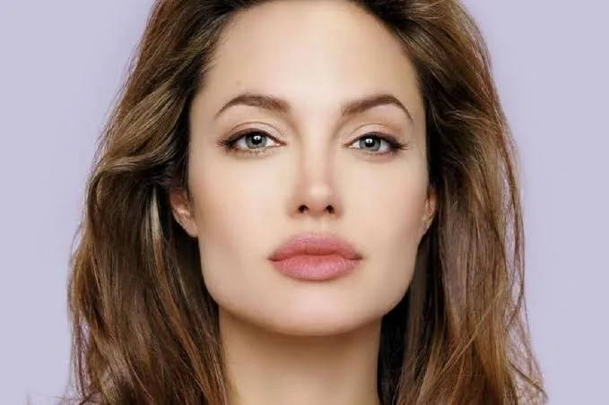 أنجلينا جولي تخطط لمكافحة الشيخوخة بعناية فائقة أنجلينا جولي