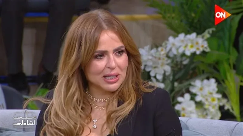 مها الصغير تتجاوز أزمة "اللوحات المسروقة" وتعود إلى التصميم بثقة وسط دهشة المتابعين مها الصغير