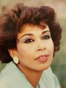 إقبال نعيم.. كل ما تريد معرفته عن سيدة المسرح العراقي التي ودعت الخشبة بصمت إقبال نعيم