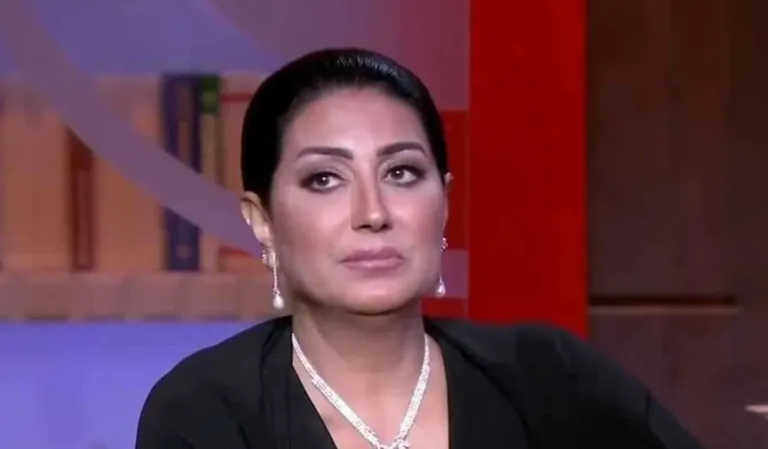 وفاء عامر