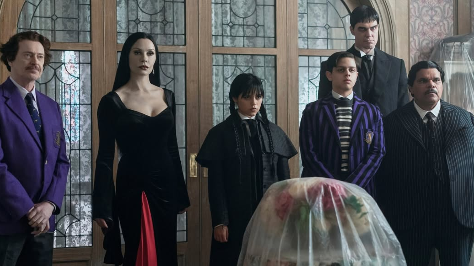 نتفليكس تكشف قائمة أغسطس 2025: تنوع بين الرومانسية والغموض والصراعات السياسية نتفليكس