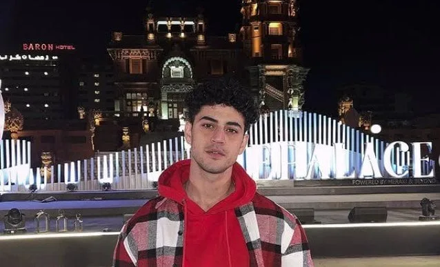 آدم الشرقاوي: من محنة صحية إلى قوة جديدة وحلم فني متجدد.. فنان يتصدر التريند بعد مرضه آدم الشرقاوي