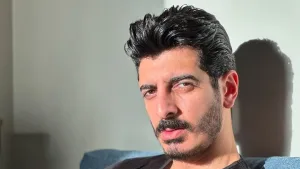 من ضابط شرطة إلى نجم تيك توك: القصة الكاملة للقبض على "شاكر محظور" شاكر محظور