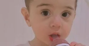 والد الطفل “علي” يعلن اكتمال حملة علاج ضمور العضلات: “لساني يعجز عن الشكر” علي