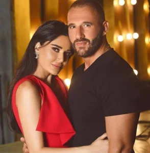 سيرين عبد النور وفريد رحمة.. 18 عامًا من الحب والاستقرار وسحر الأناقة سيرين عبد النور