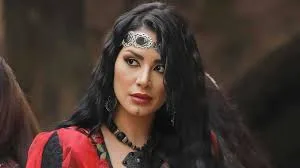بعد إعلانها اعتزال الغناء رسميًا.. من هي سارة فرح ؟ سارة فرح