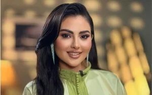 مريم حسين تتصدر الترند بعد ظهورها المفاجئ في زفاف "الدكتورة يومي" بدون دعوة... وترد على الجدل مريم حسين 2