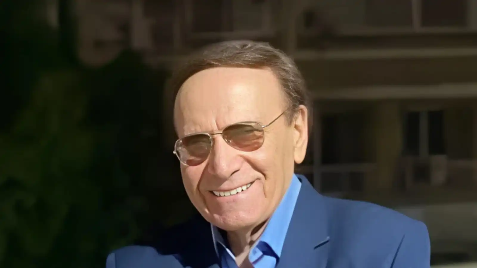 شبيه عادل إمام
