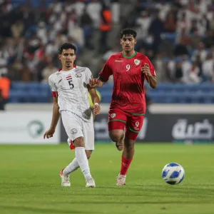 اليمن يكتب التاريخ ويبلغ نهائي كأس الخليج للشباب بعد إقصاء عمان بثنائية اليمني