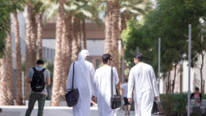 تشريعات إماراتية جديدة تمنح طلاب الجامعات دورًا محوريًا في صياغة المناهج وتطوير الحياة الأكاديمية طلاب الجامعات