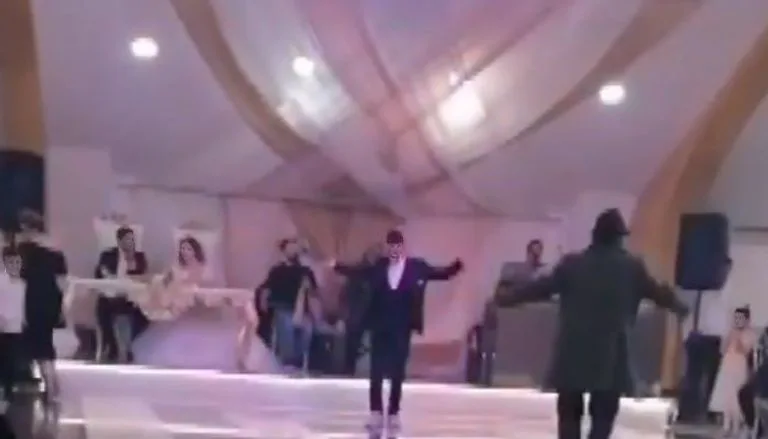 وفاة المغني