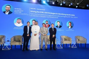 iCAUR تتألق في معرض السيارات الكهربائيةبالرياض مع الإطلاق الإقليمي الأول لسيارة V27 REEV SUV aef15aa7 9172 4fc9 893d e38fdc6876ad