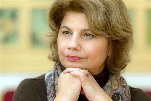 بيرسا كوموتسي