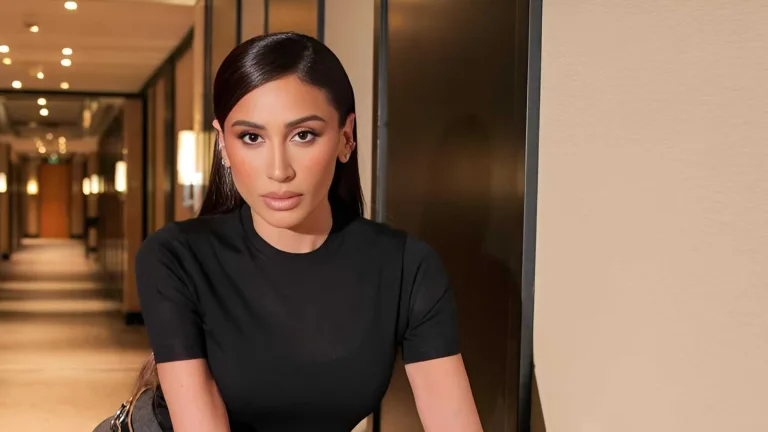 حلا شيحا تحطم شائعات انفصال كريم عبد العزيز: دينا الشربيني بريئة من كل الاتهامات 2698970c ad29 4ba2 978a c733437d9668