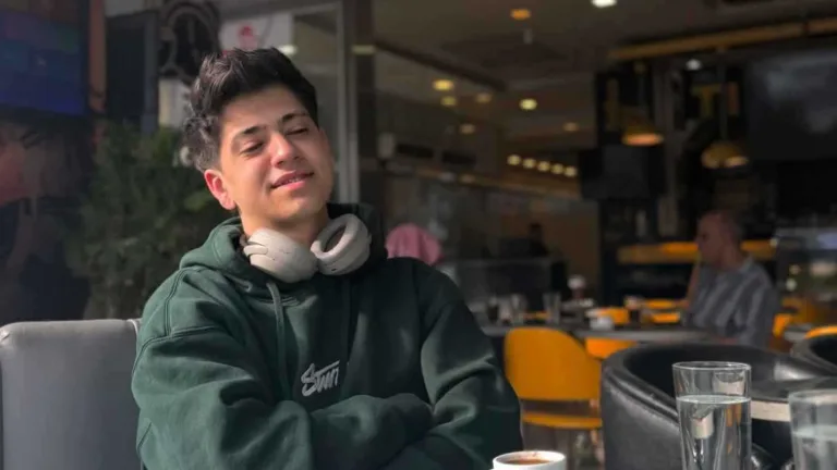 نجم ذا فويس يفاجئ جمهوره بخطوبته: «الحب كله» يشعل مواقع التواصل 4d9df31e 211e 456f bbb4 22d81ef34369