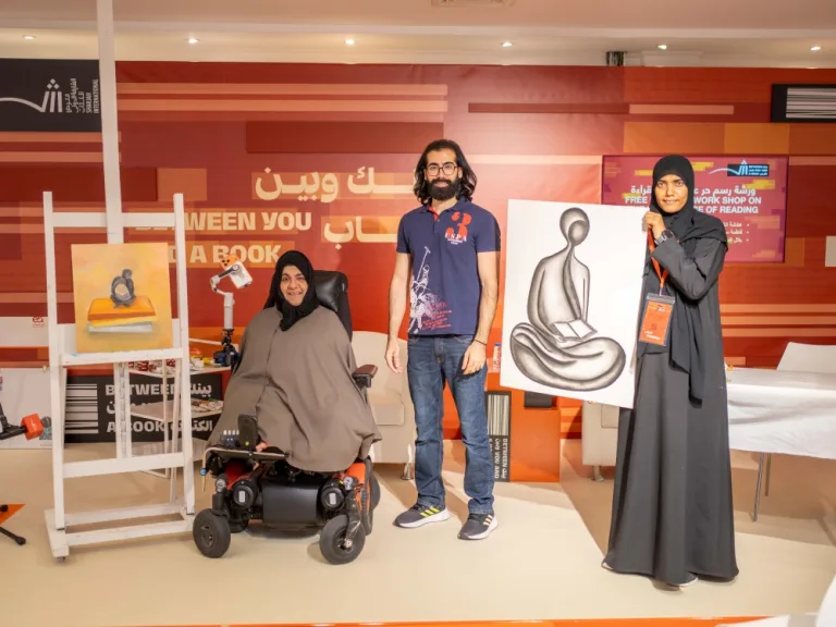 515276 الفنانة عائشة الشامسي