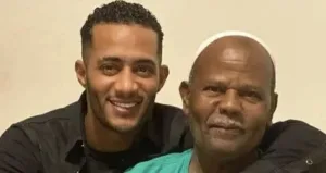 محمد رمضان يعلن وفاة والده: “رجع أبويا الغالي إلى دار البقاء.. إنا لله وإنا إليه راجعون” محمد رمضان